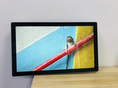 屋外高明度のデジタルサイン