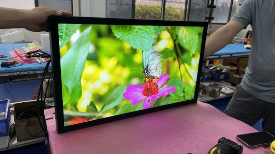 購入 LEDアウトドアデジタルディスプレイ 産業用広告 トーテム 32インチ OEM オンライン製造